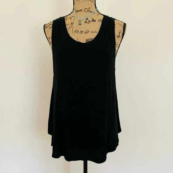 Brandy Melville Eliana Open Tulip Back Black Soft Stretchy Muscle Cotton Shirt - Picture 5 of 8